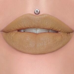 NIB Jeffree Star "Unphazed" Velvet Trap Lipstick